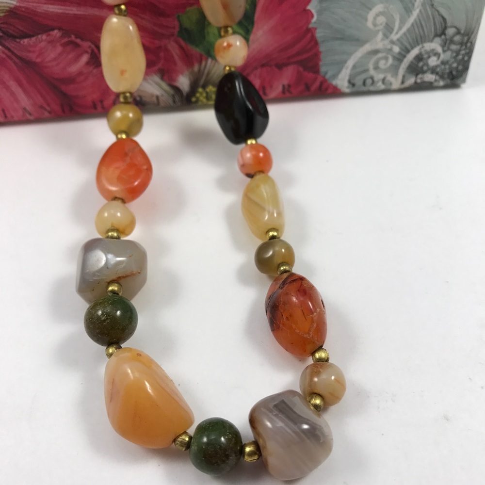 Necklace in multi colored stones