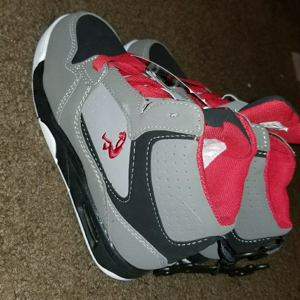 NET Boys size 2 youth Shaq hightop shoes