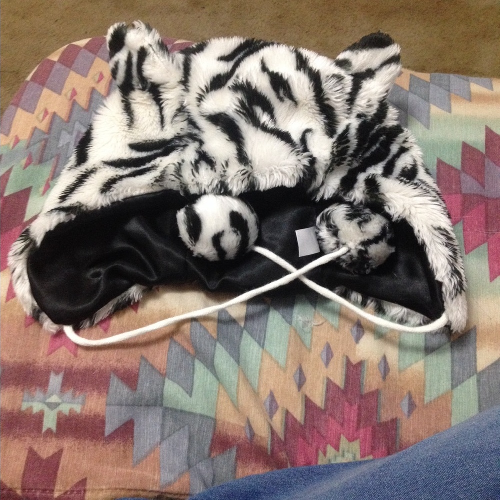 Zebra Print Hat w Poms!