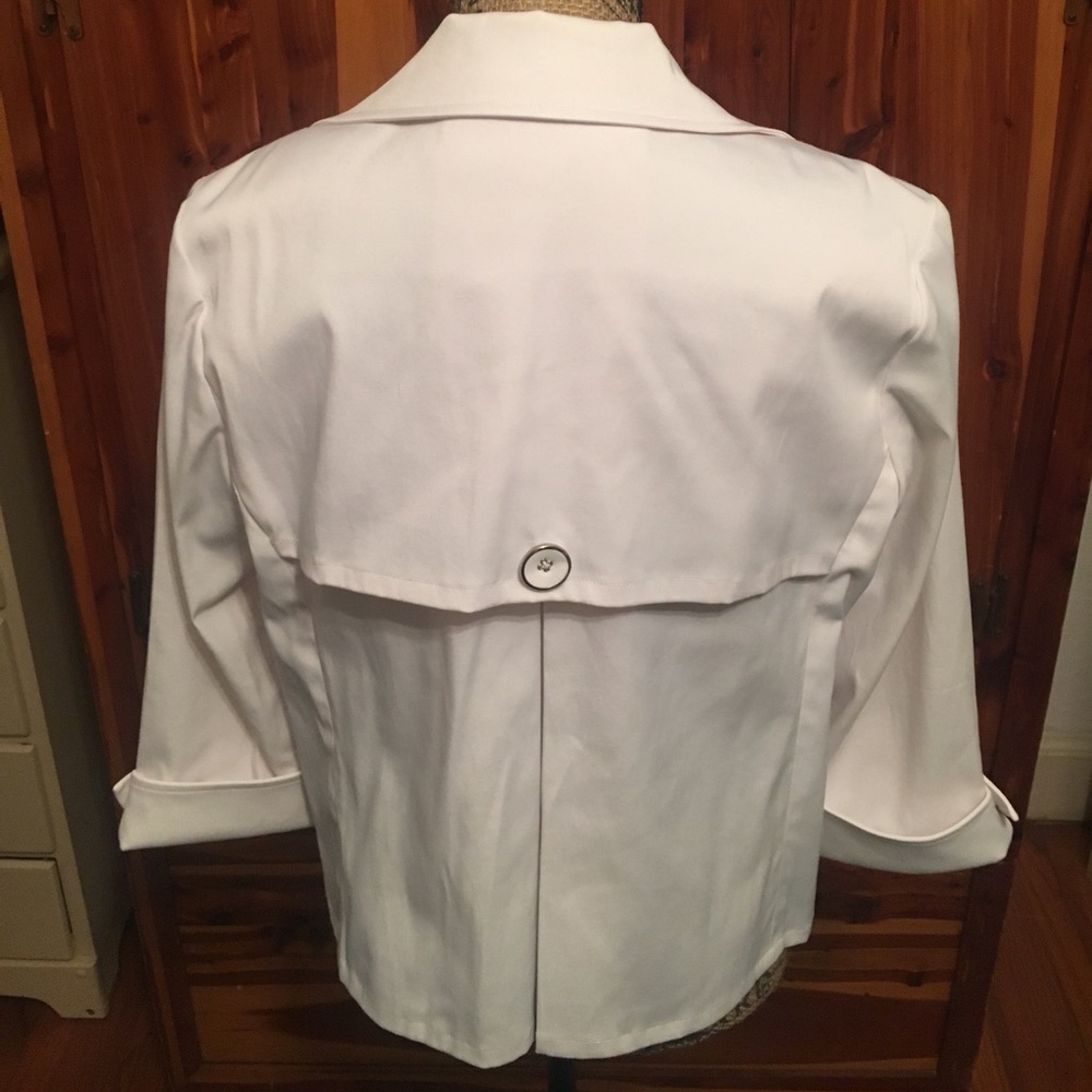 Jacket - Picture 2 of 3