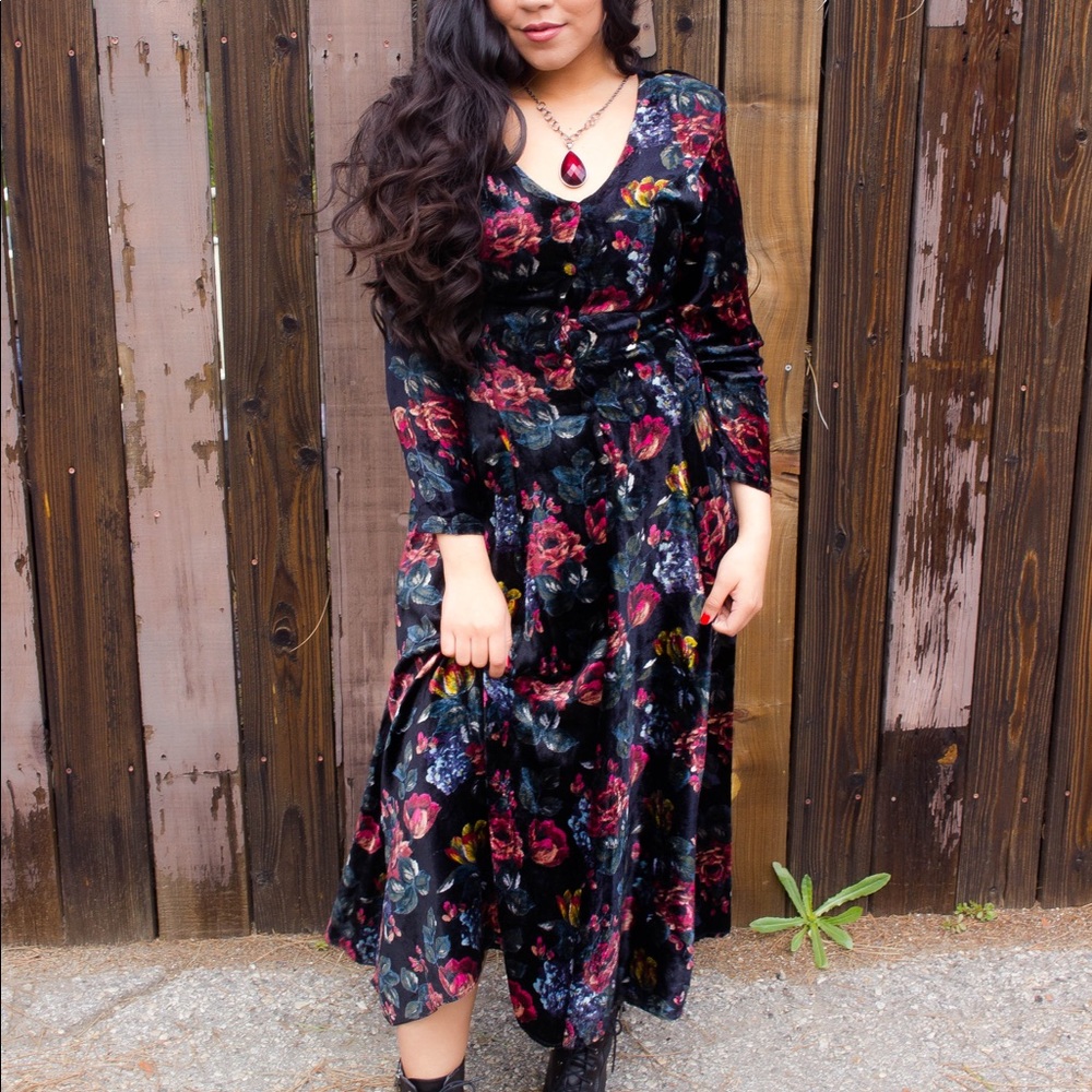 Vintage Velvet Maxi Dress