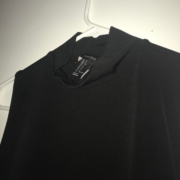 Long black bodycon dress - Picture 3 of 4