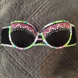 Swim top from Victoria secret!