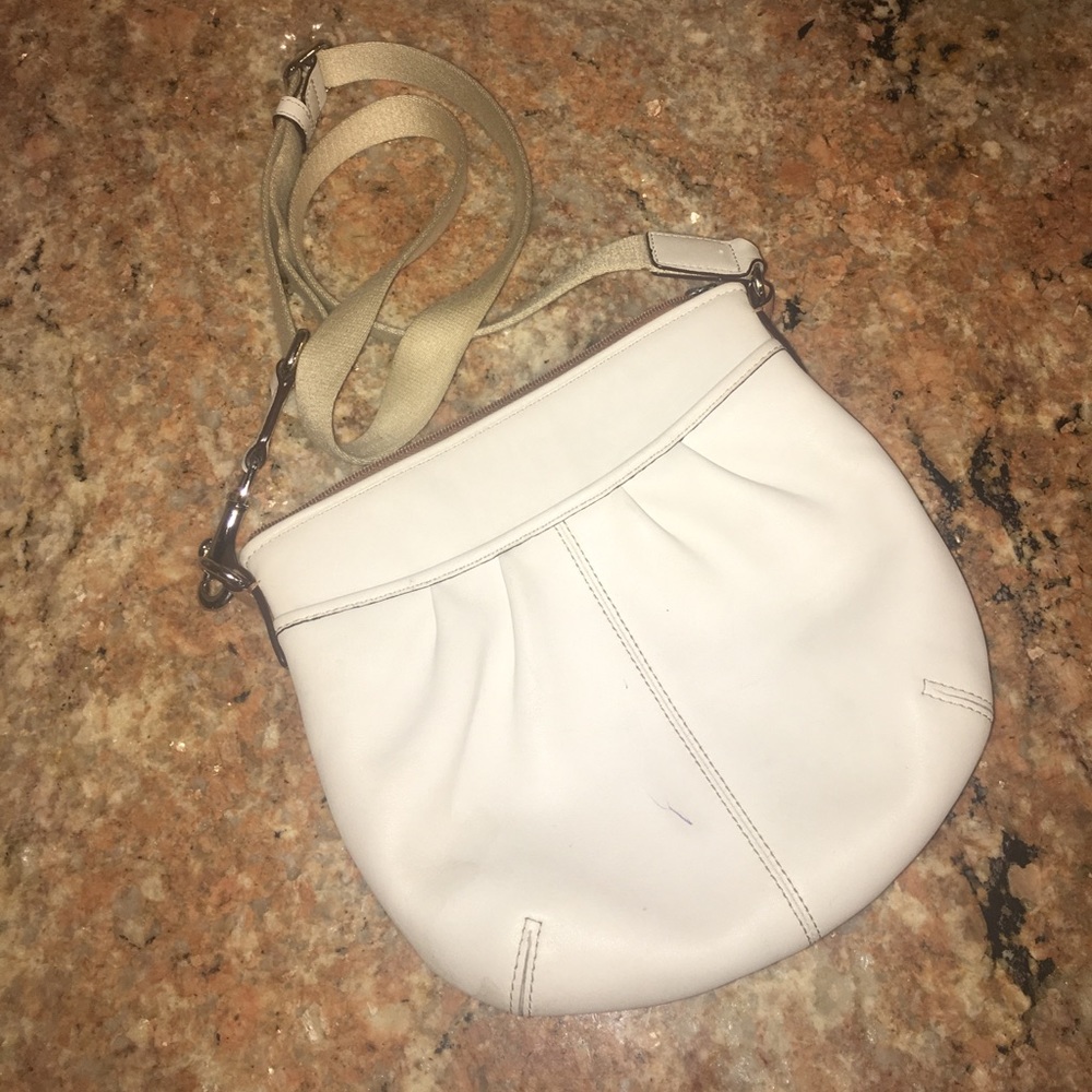 Vintage COACH Crossbody 🎀