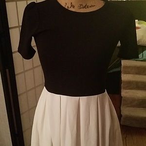 Lularoe  Amelia NWOT