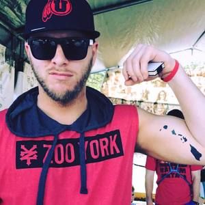 Meet your Posher, Tyler