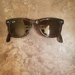 RAY BAN FOLDING WAYFARER