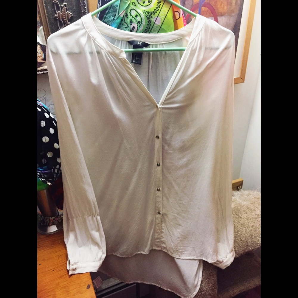 White dress shirt