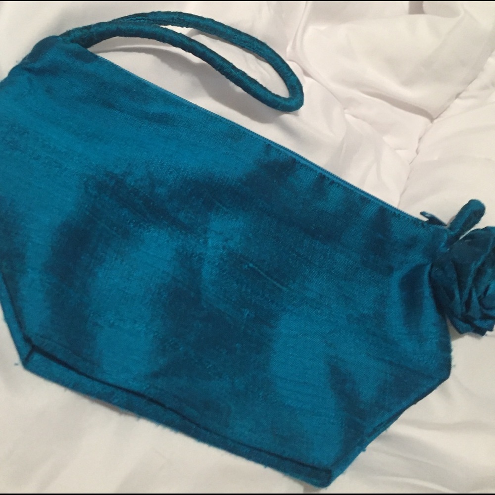 Real silk dupioni clutch
