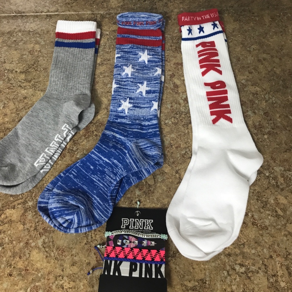 Vs pink socks