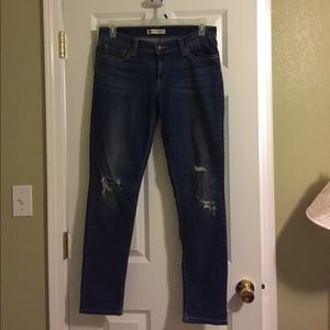 Great pair of jeans!