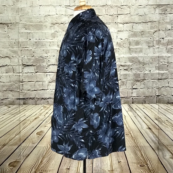 Round Tree & York Caribbean Men's a Hawaiian Shirt - Picture 2 of 6