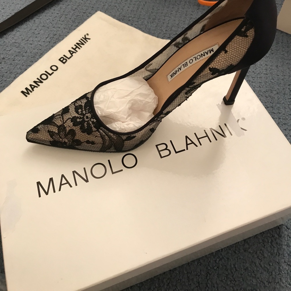 NEVERWORN Manolo Blahnik size7.5 black lace heel🆕