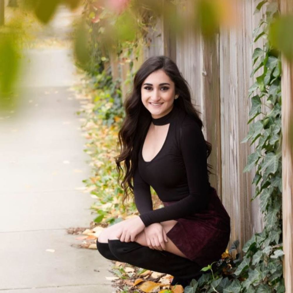 Meet your Posher, Vanessa