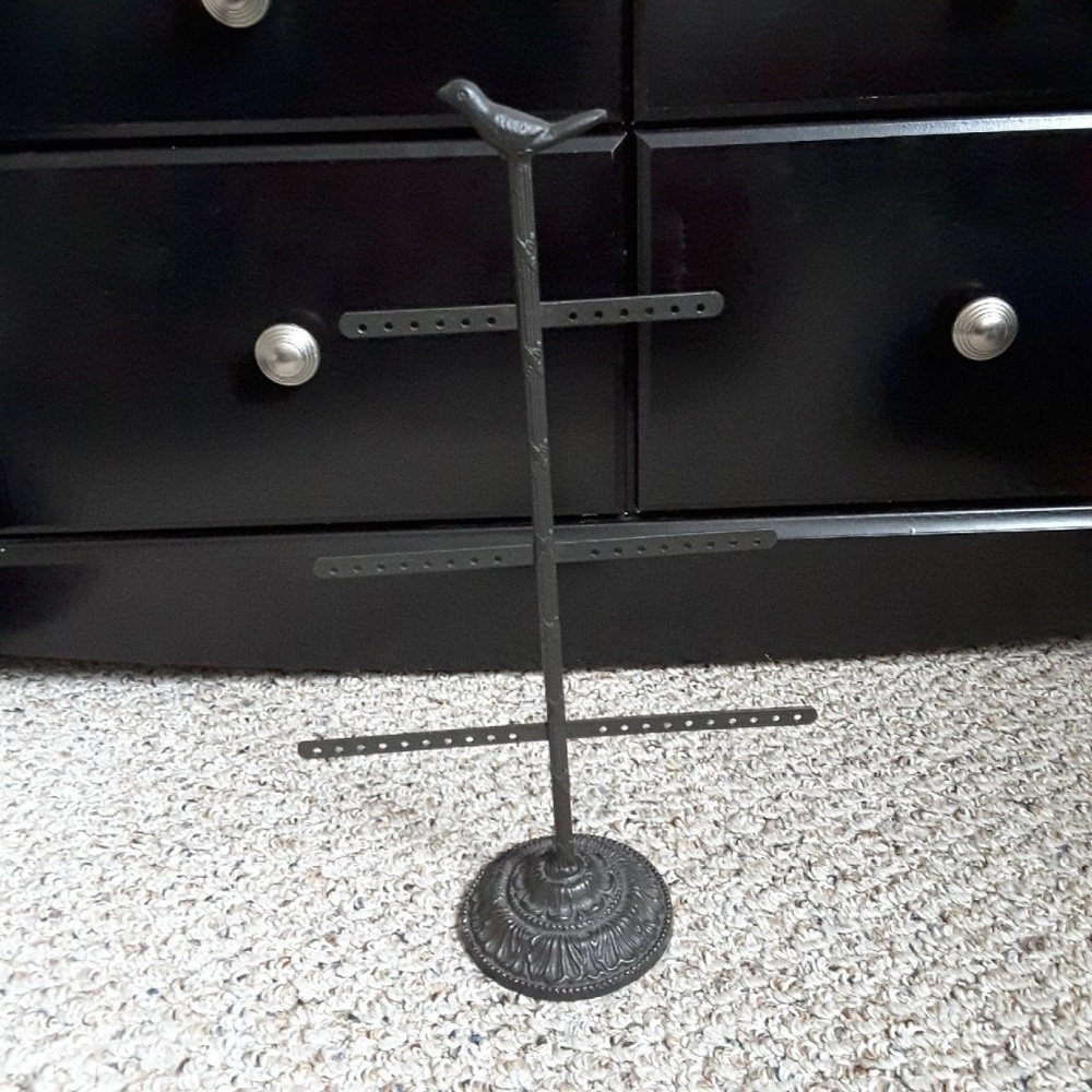 Jewelry holder
