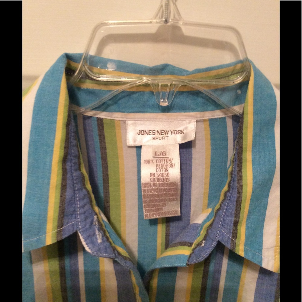 LIKE NEW-BUTTON DOWN STRIPPED BLOUSE-LIKE NEW - Picture 3 of 5