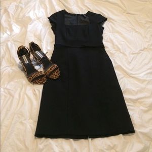 Professional + classy belted business dress.