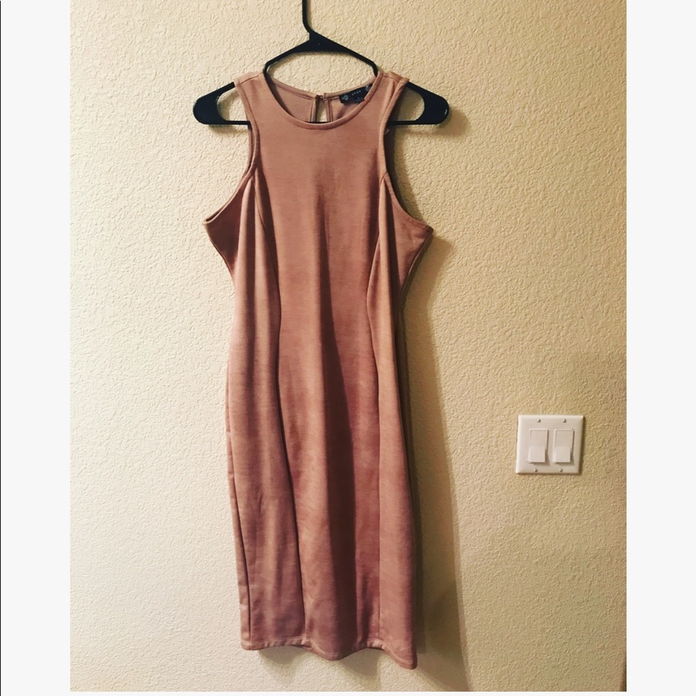 Classy Tan midi