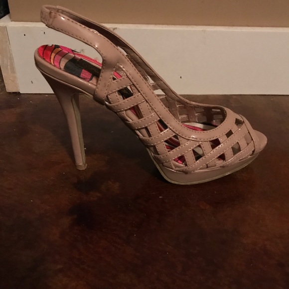 Nude heels - Picture 2 of 2