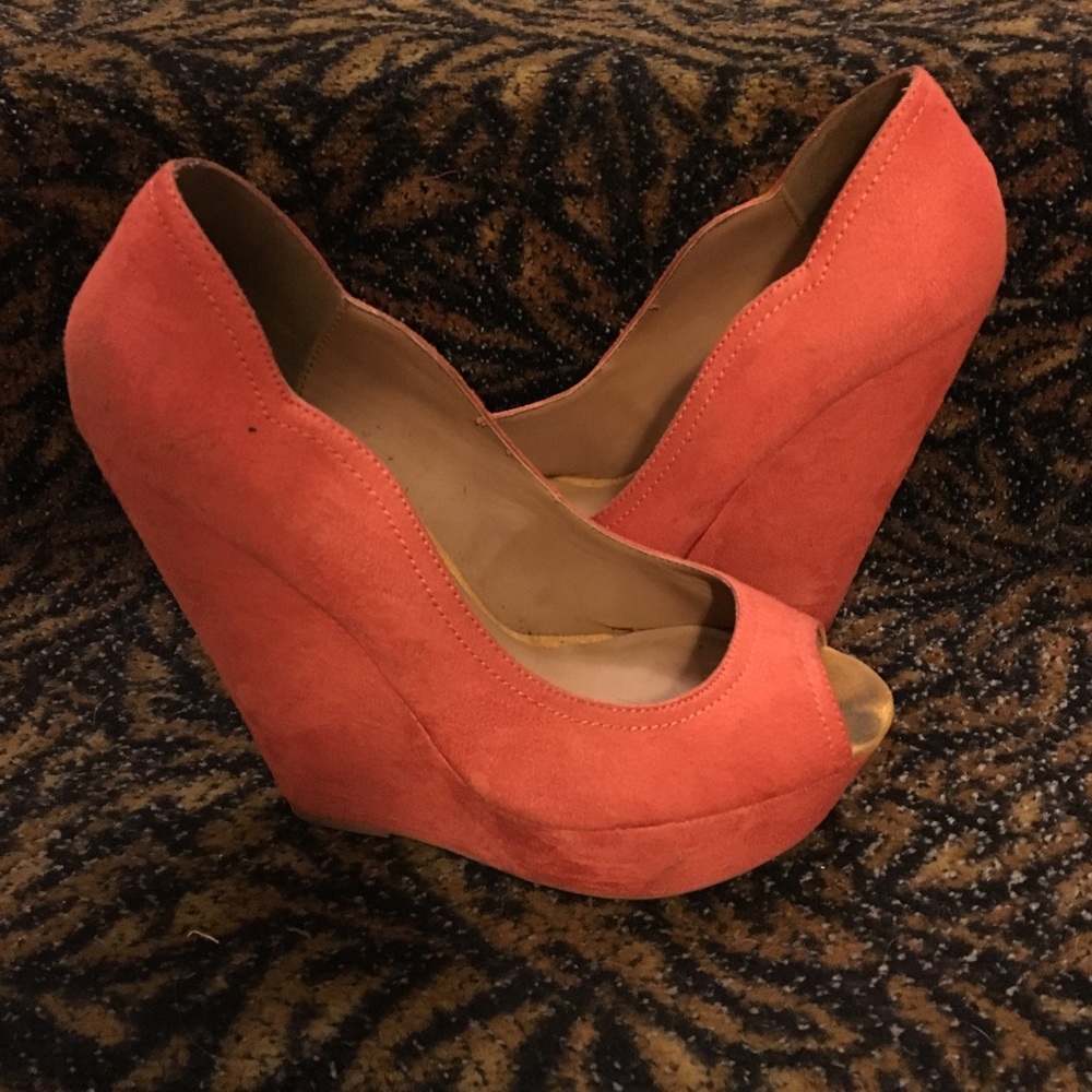 Elle Peep-Toe Wedges