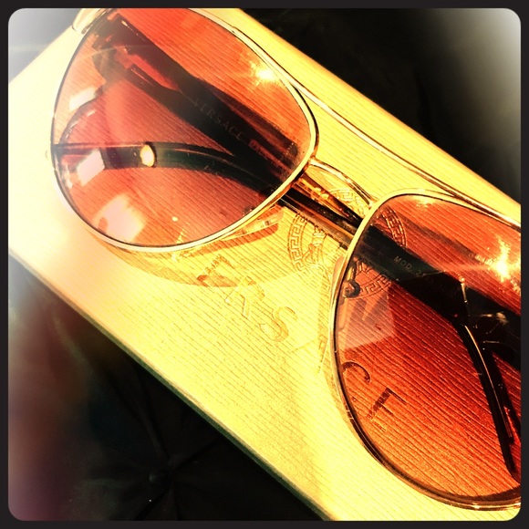 Versace polarized aviators main image 4
