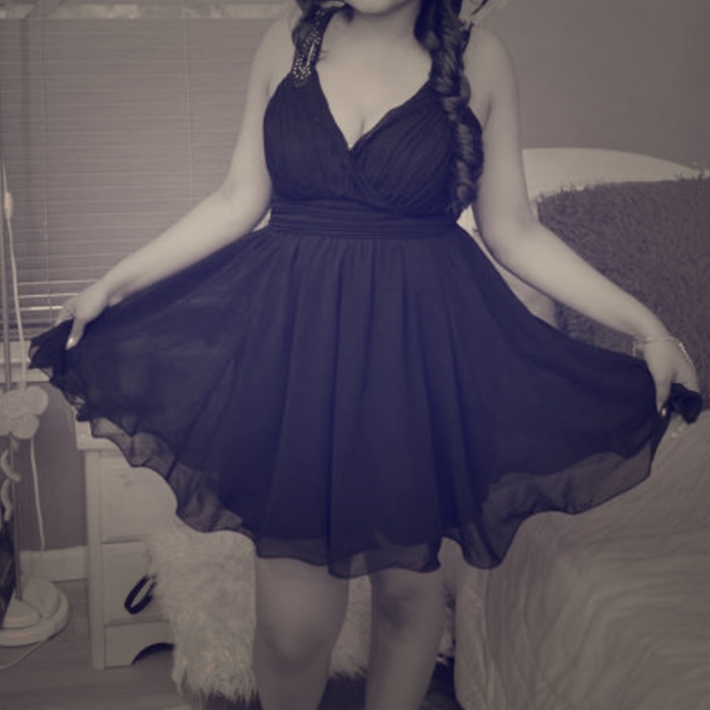 Black prom dress