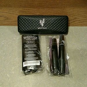 Brand new Younique mascara .