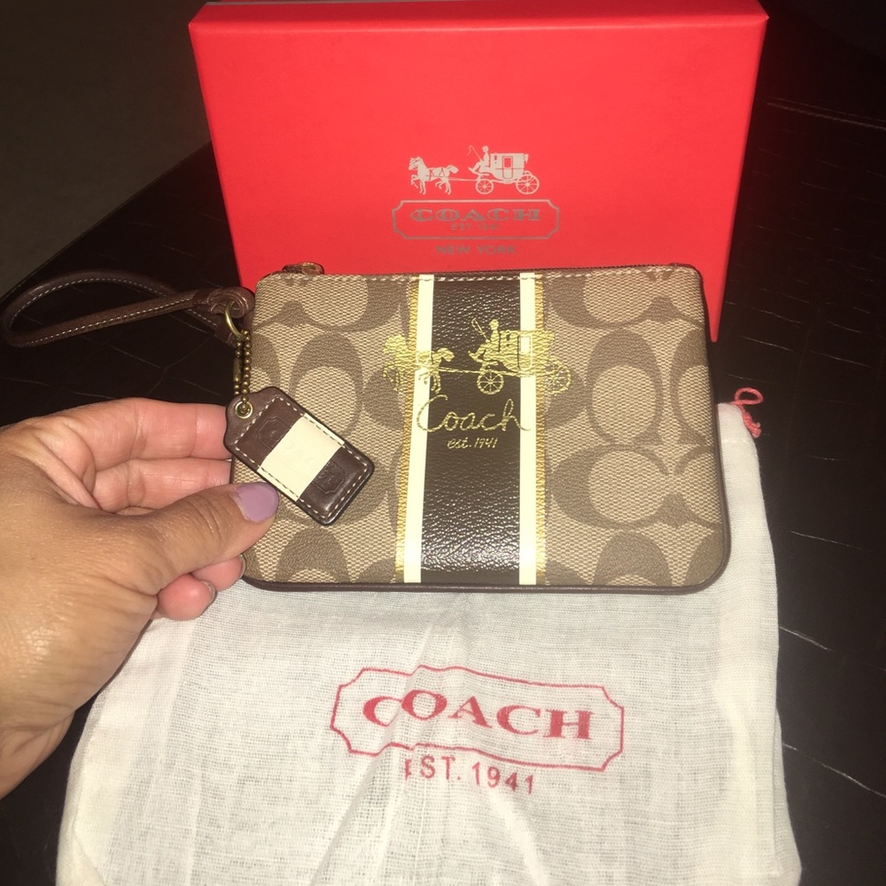 Authentic Coach Brown Leather Wristlet