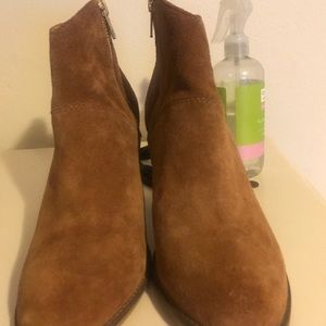 Steve Madden chestnut booties