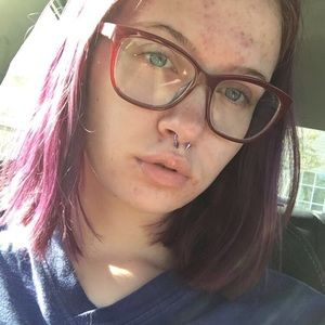 Meet your Posher, Katie rose