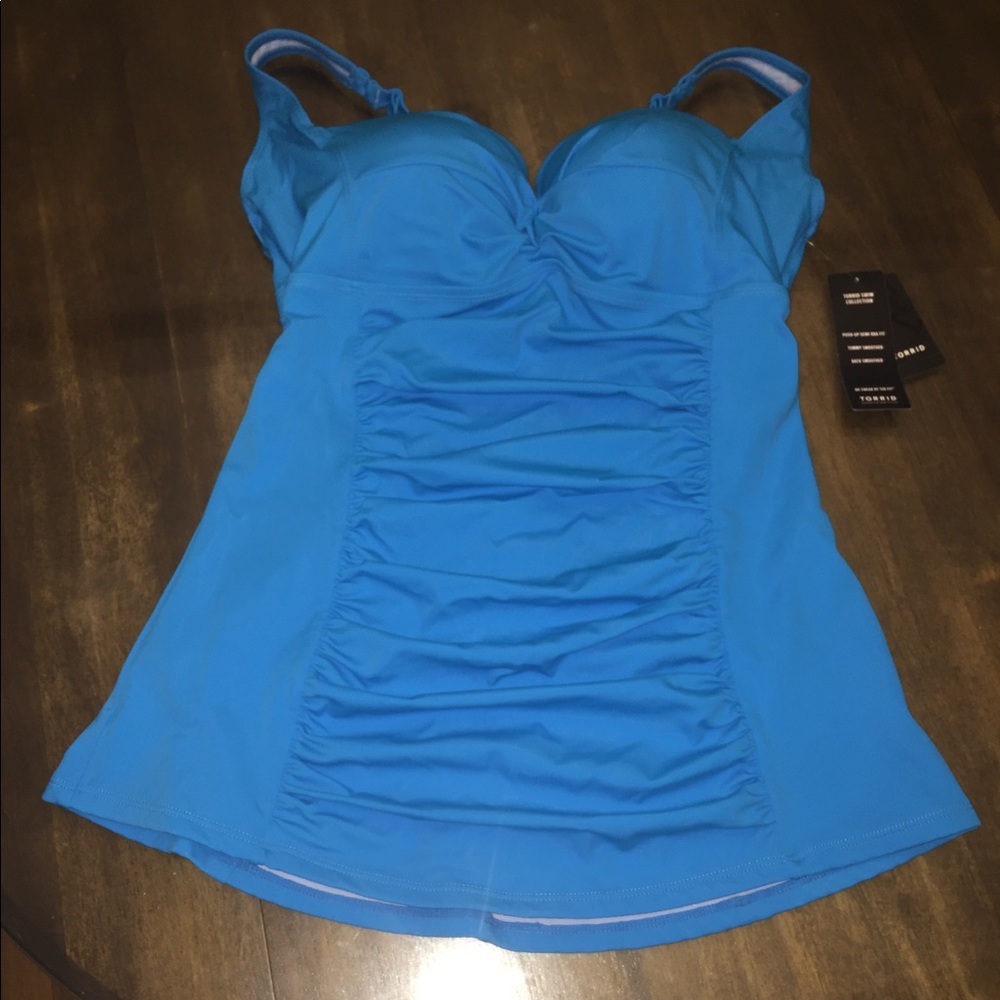 Torrid ruched tankini top