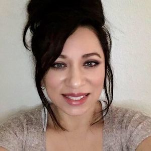 Meet your Posher, Lorena