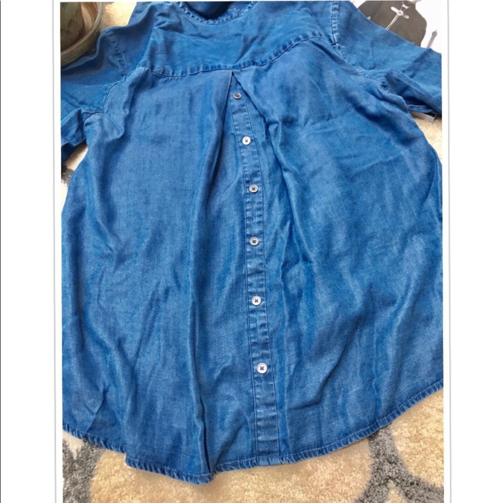 💙Style&Co Chambray shirt