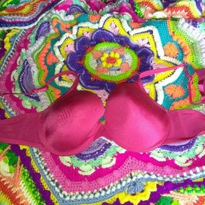 Comfort Choice Red molded cup bra NWOT 46b