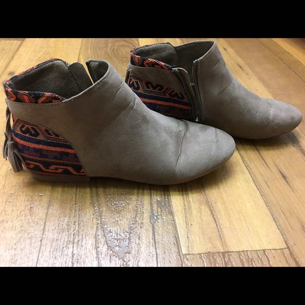 Faux suede tribal zipper booties