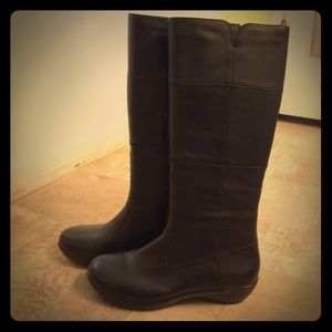 Women's new black Dansko tall boots, size 39,