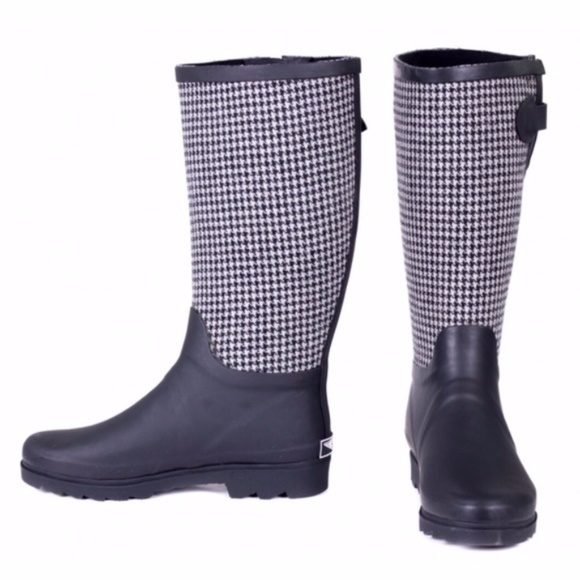 Women's Fabric Coated B&W Rubber Rain Boots - Picture 2 of 3