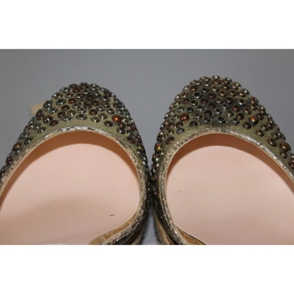 Shoes - Picture 5 of 6