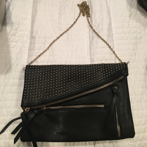Black bag with gold studs and gold chain - Picture 1 of 2