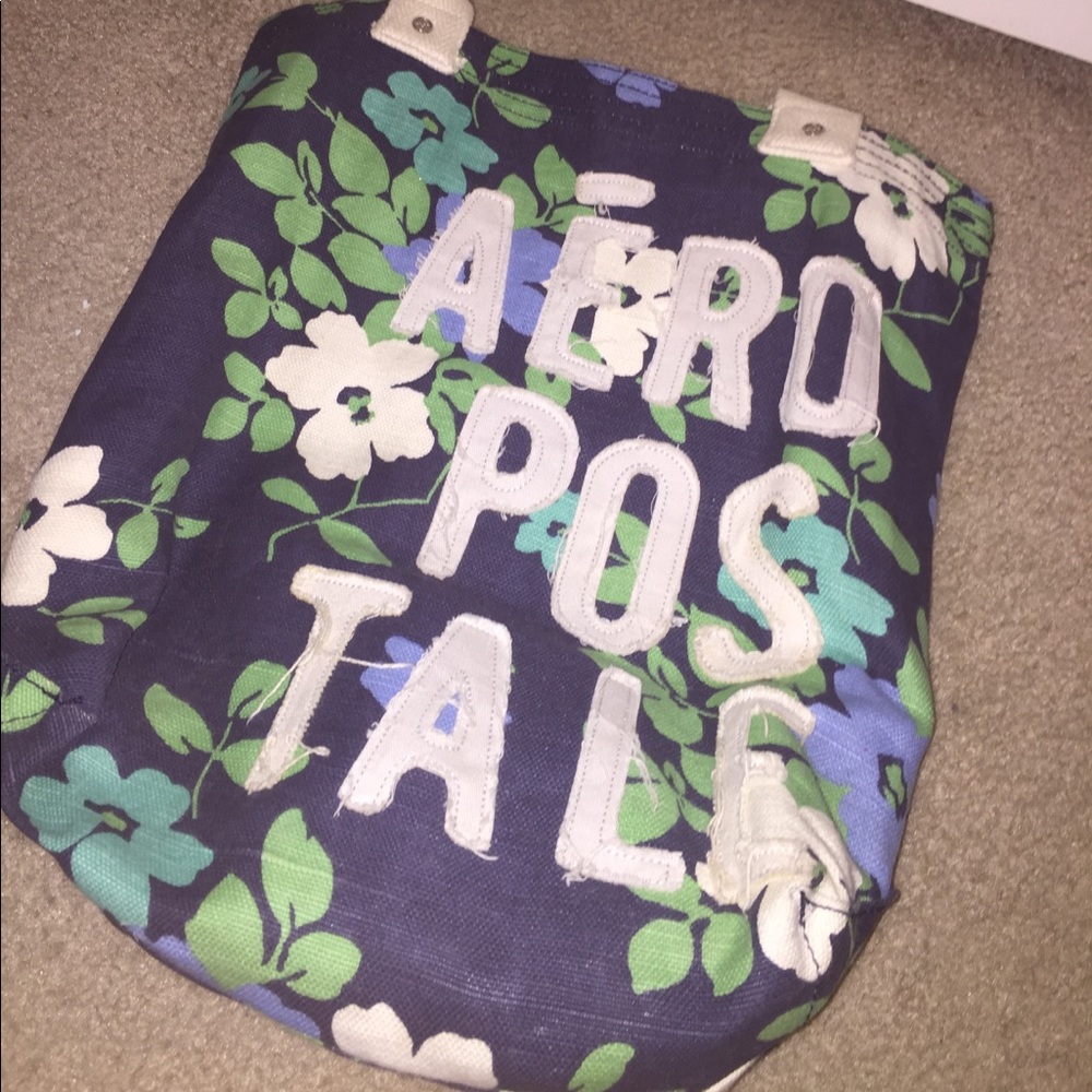 Aeropostale bag