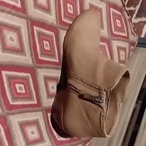 Sam Edelman fringe side zip bootie 6.5