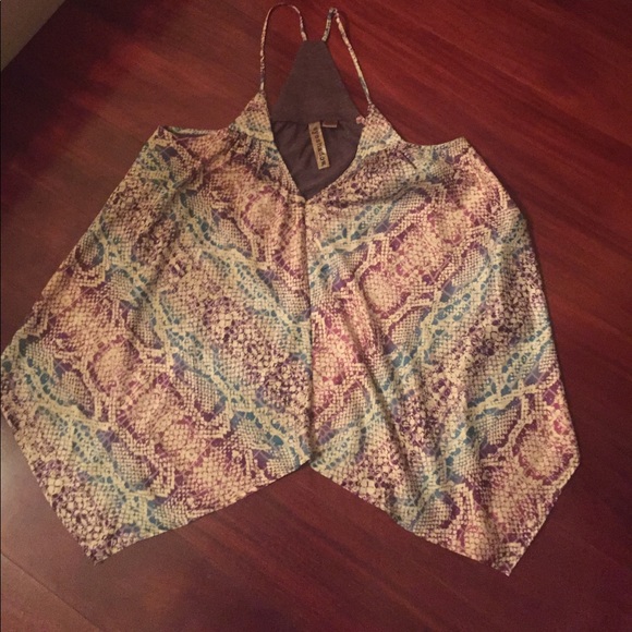 EYESHADOW CLOTHING PRINTED FASHION TOP - Picture 4 of 8