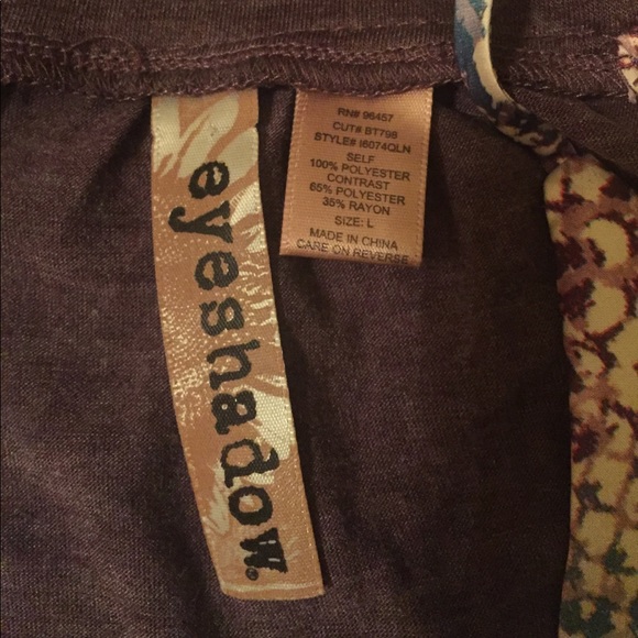 EYESHADOW CLOTHING PRINTED FASHION TOP - Picture 3 of 8