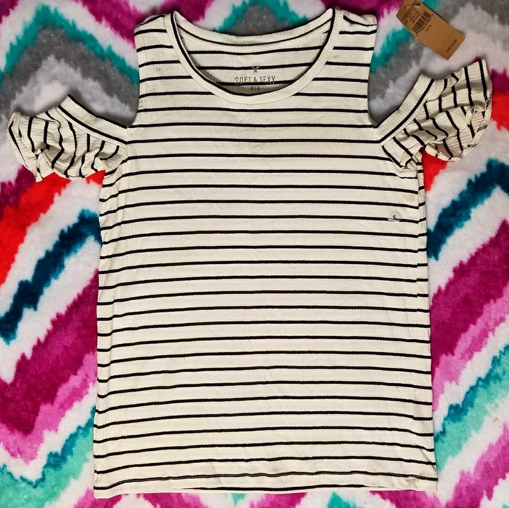 American Eagle Cold Shoulder Ribbed Top