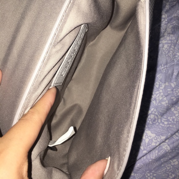 EXPRESS GRAY/ GREY PURSE/ CROSS BODY - Picture 2 of 3