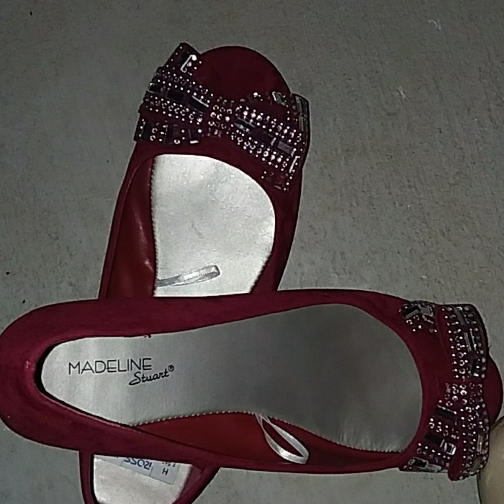 Red rhinestone flats