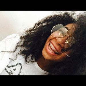 Meet your Posher, Celeste