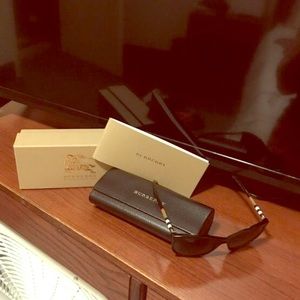 Burberry sunglasses