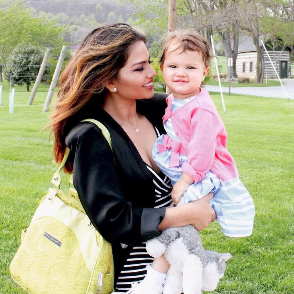 Meet your Posher, Shara