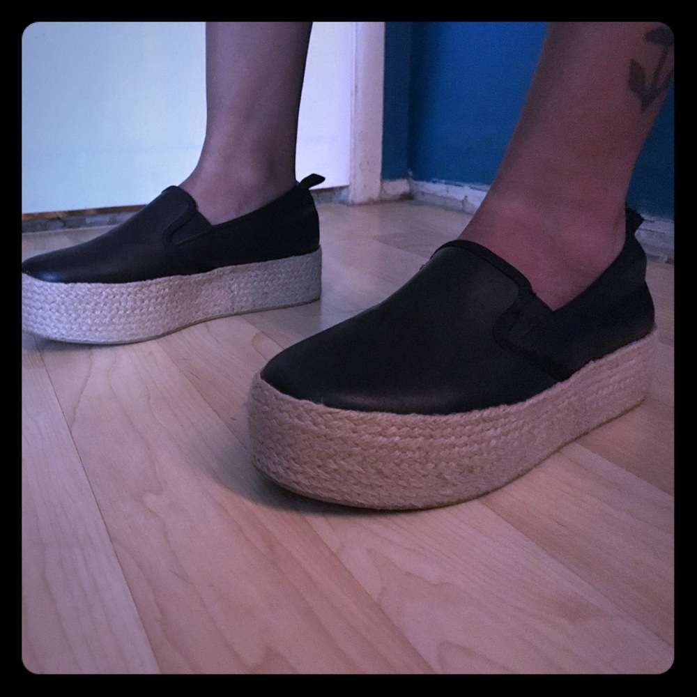 IXX high slip on shoes